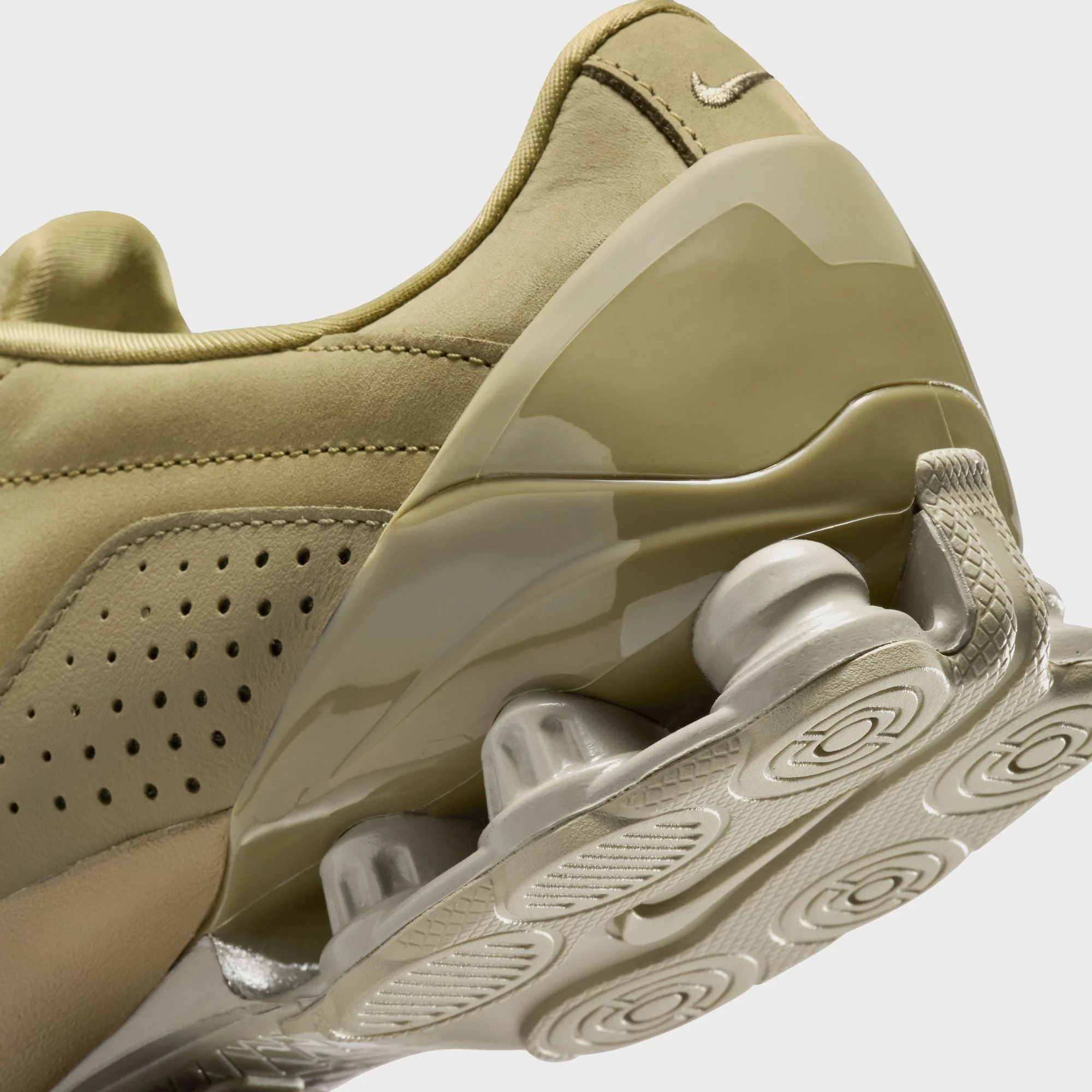 Nike WMNS Total 90 Shox Magia - Neutral Olive / Metallic Silver - Image 7