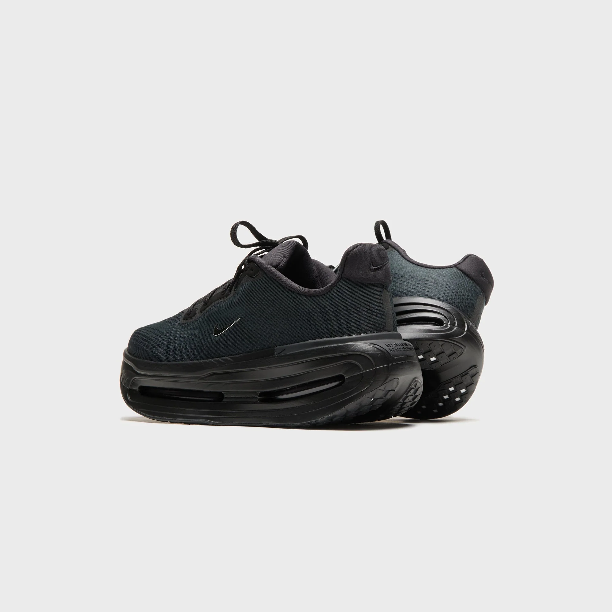 Nike Vomero Premium - Black / White - Image 3