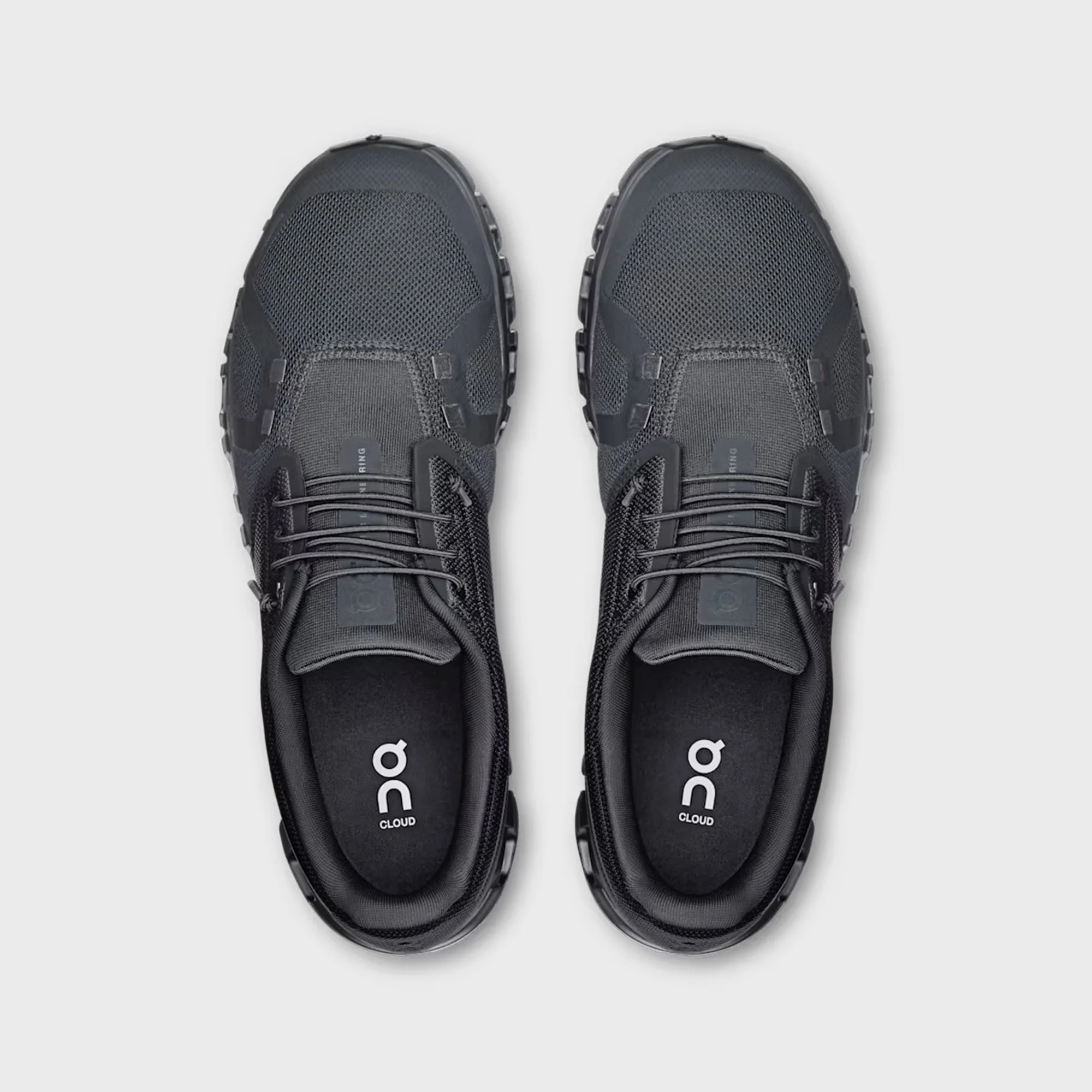 On Running Cloud 6 - Black / Eclipse - Image 3