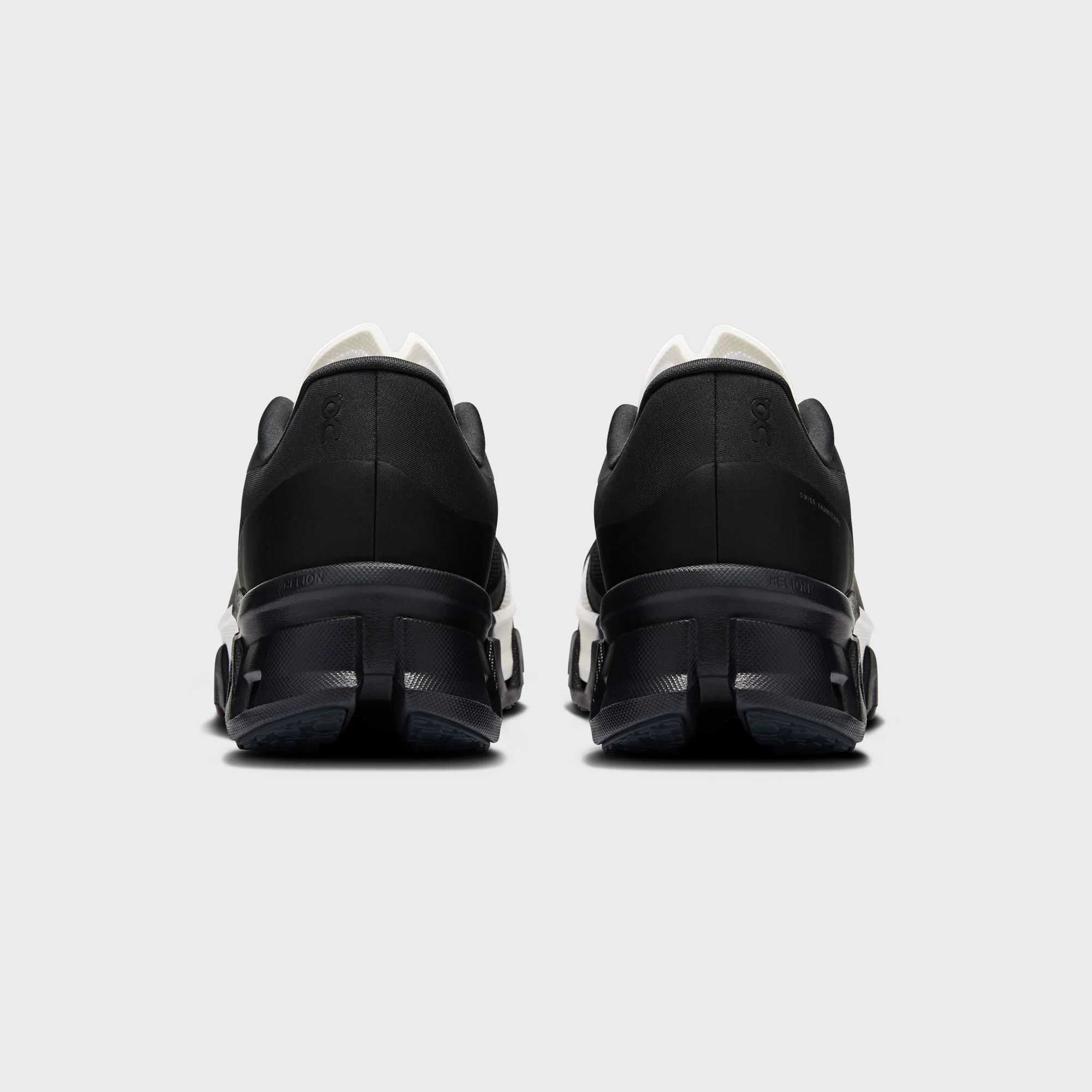 On Running x Post Archive Faction Cloudmonster Hyper PAF - Black - Image 5