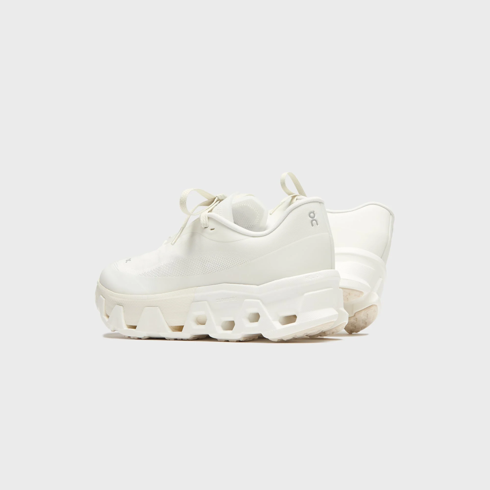 On Running x Post Archive Faction Cloudmonster Hyper PAF - White - Image 4