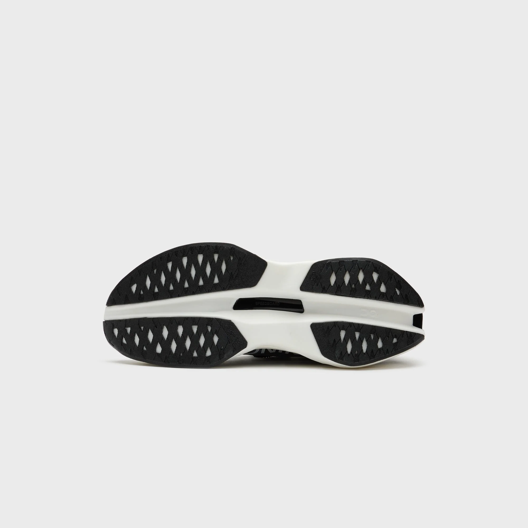 On Running WMNS Cloudboom Max - White / Black - Image 5