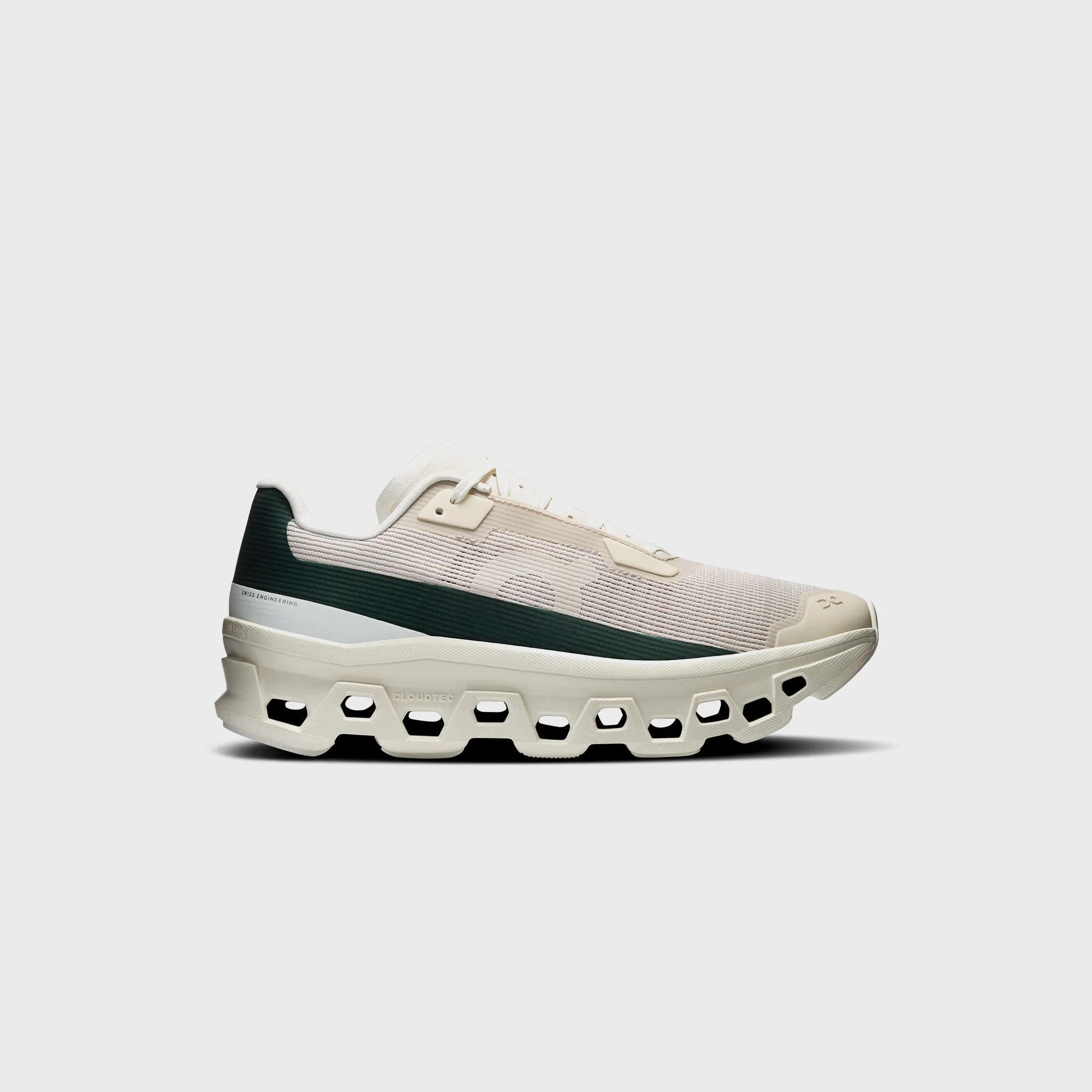 On Running WMNS Cloudboom Max - White / Black