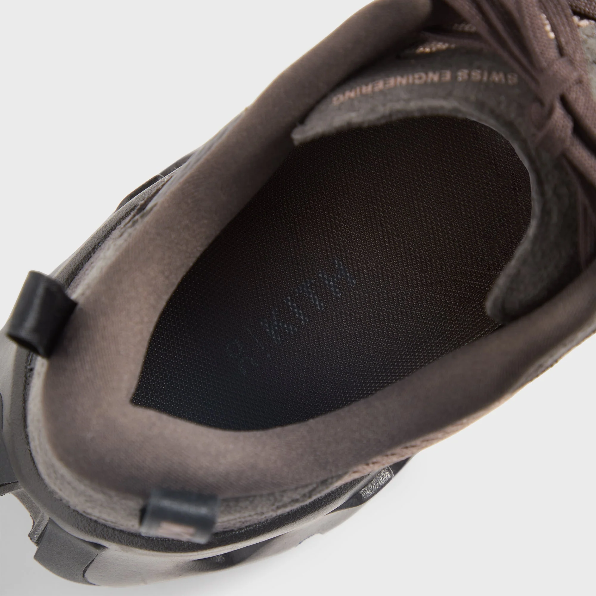 Kith for On WMNS K-Tech 2 - Thorn / Ganache - Image 8