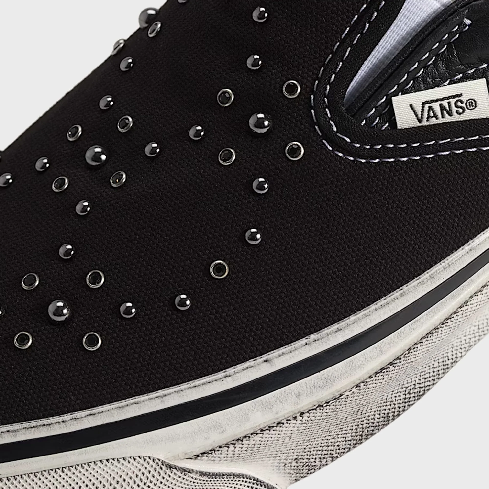 VANS Premium Classic Slip-On - Black / Black - Image 4